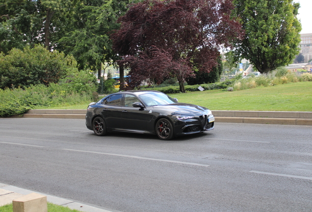 Alfa Romeo Giulia Quadrifoglio 2023