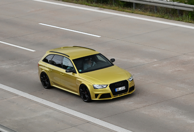 Audi RS4 Avant B8