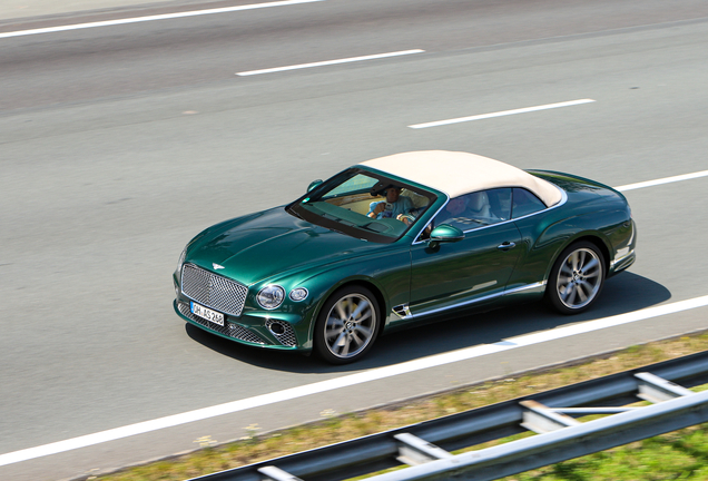 Bentley Continental GTC V8 2020