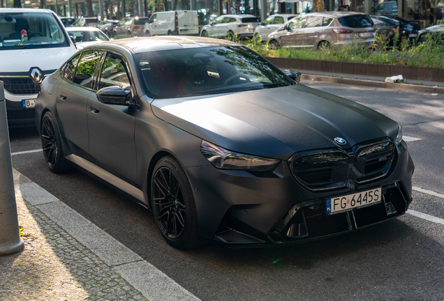 BMW M5 G90