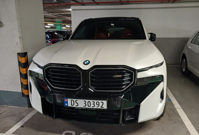 BMW XM G09