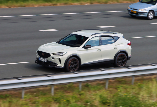 CUPRA Formentor VZ5
