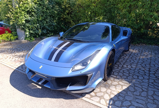 Ferrari 488 Pista