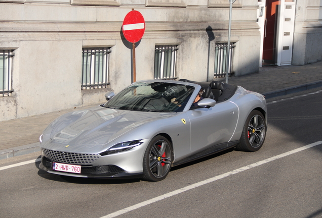 Ferrari Roma Spider