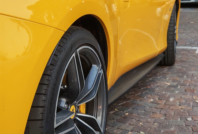 Ferrari Roma Spider