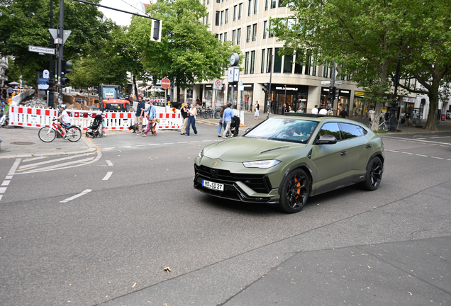 Lamborghini Urus Performante