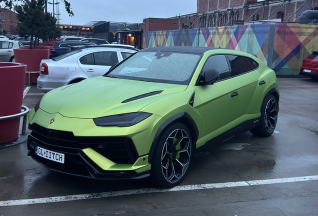 Lamborghini Urus Performante