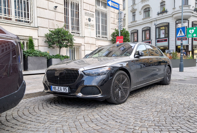 Mercedes-Maybach S 680 X223 Night Series