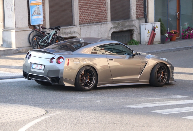Nissan GT-R 2012