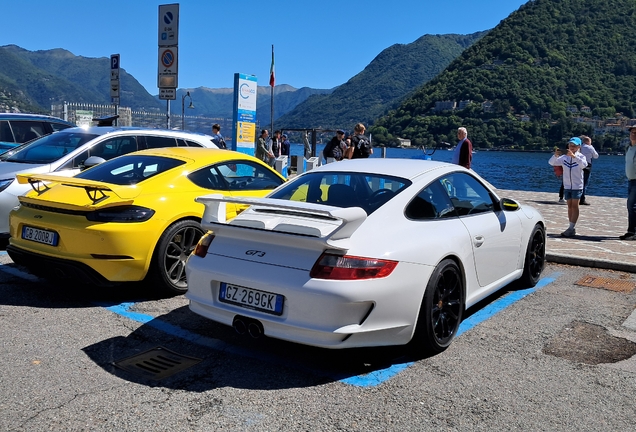 Porsche 718 Cayman GT4