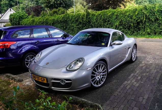 Porsche 987 Cayman S