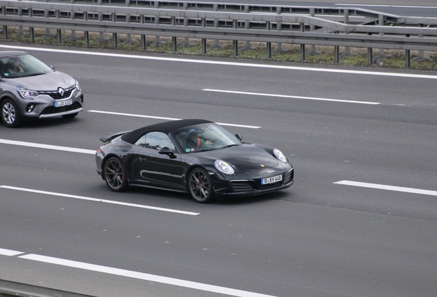 Porsche 991 Carrera 4S Cabriolet MkII