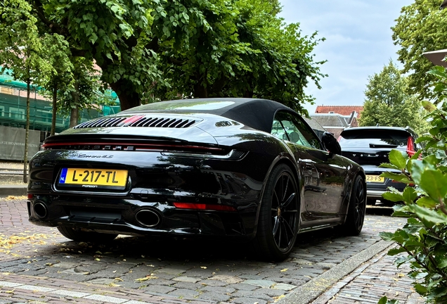 Porsche 992 Carrera 4S Cabriolet MkI
