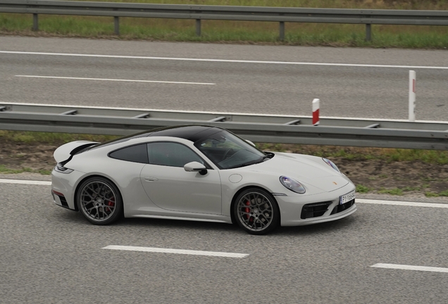 Porsche 992 Carrera 4S MkI