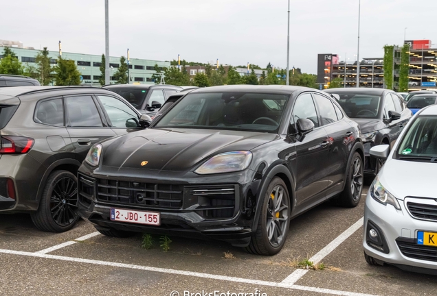 Porsche Cayenne Coupé Turbo E-Hybrid