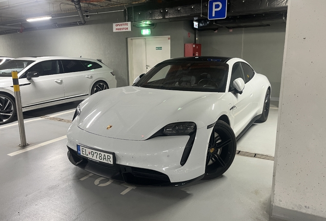 Porsche Taycan Turbo MkI