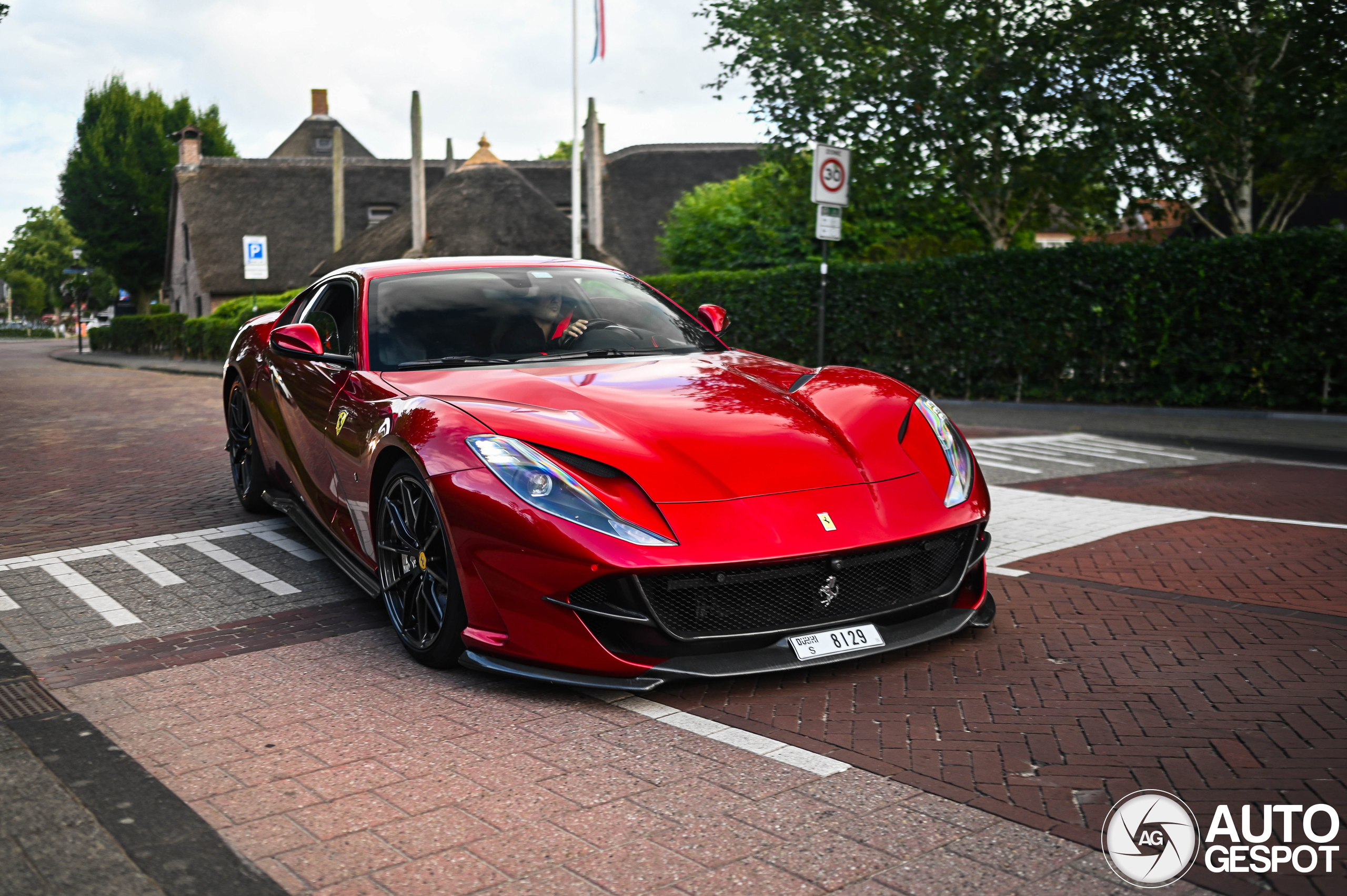 Ferrari 812 Superfast Novitec Rosso