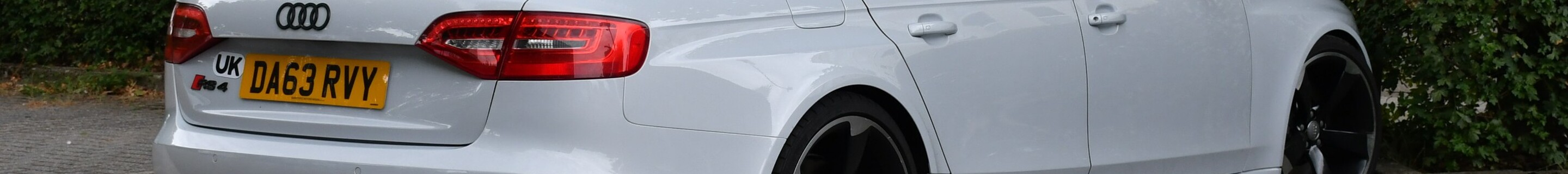 Audi RS4 Avant B8