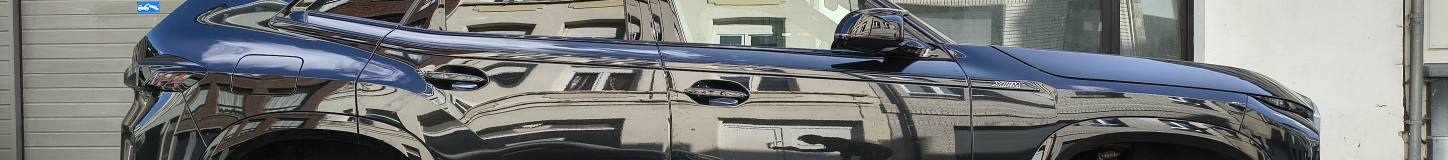 BMW XM G09