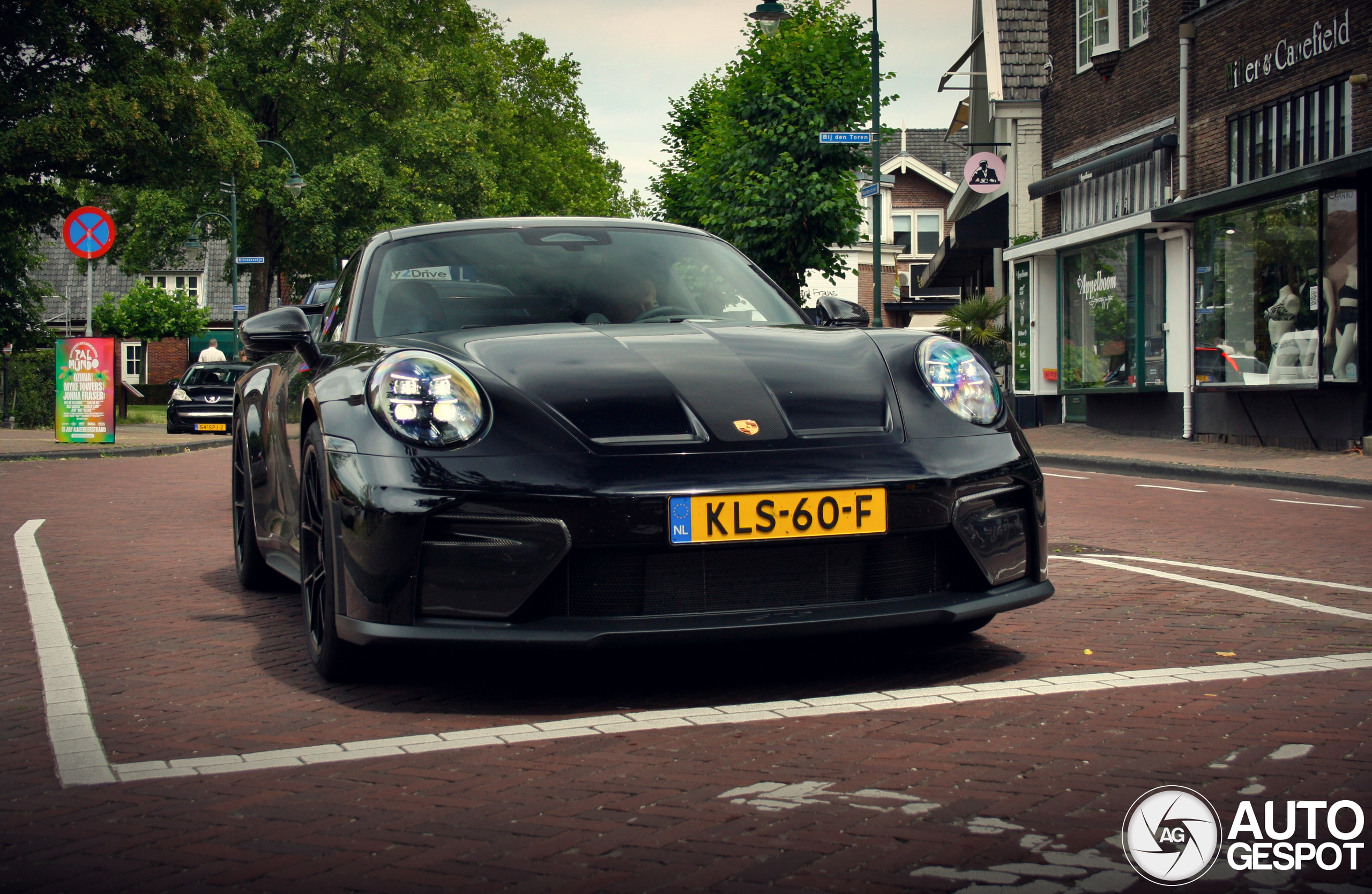 Porsche 992 GT3 MkII Weissach Package
