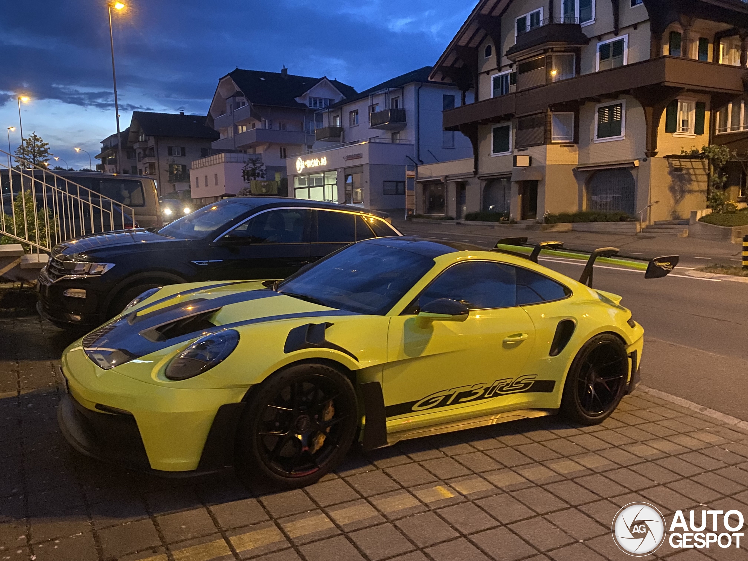 Porsche 992 GT3 RS MkI Weissach Package