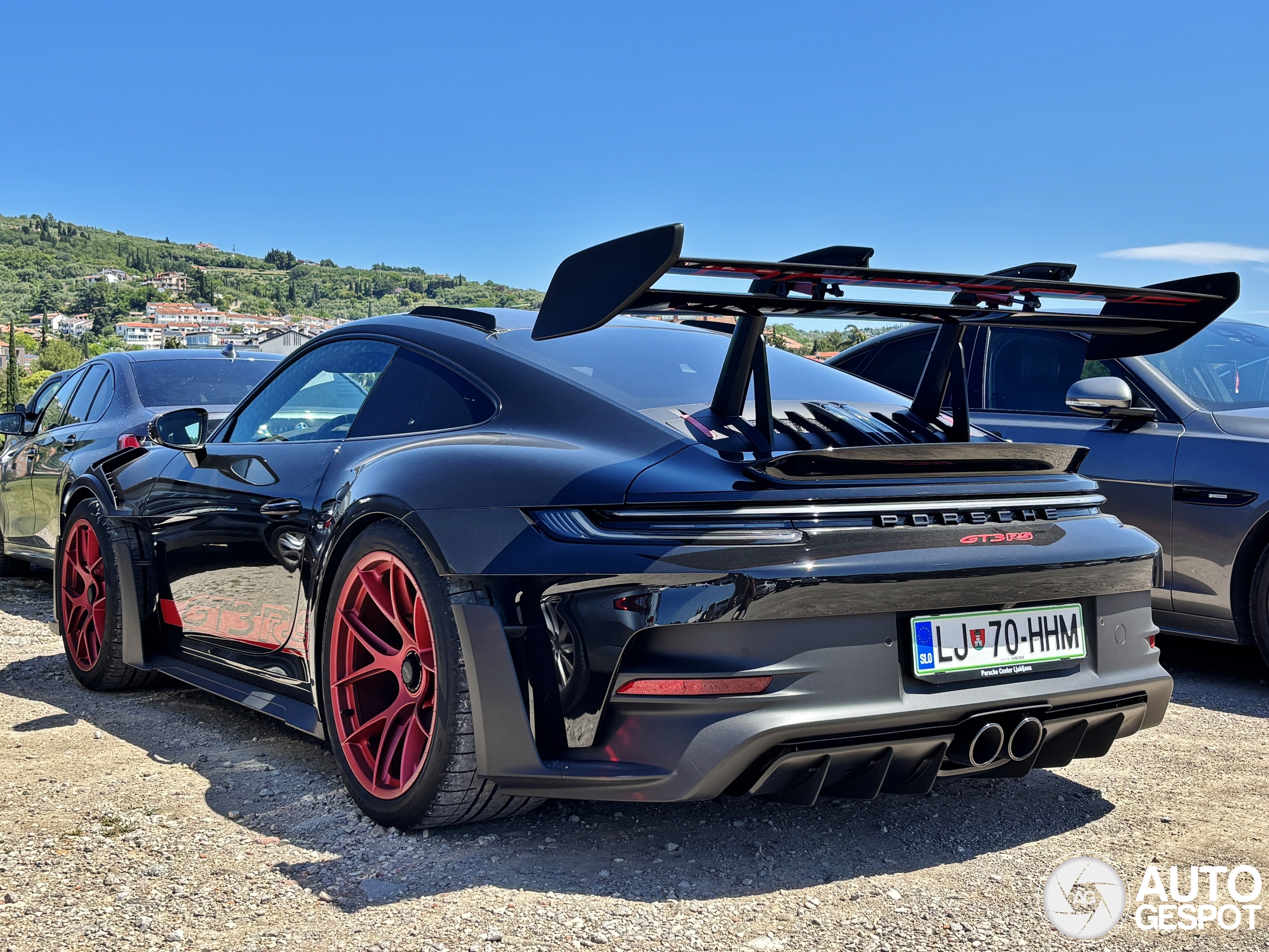 Porsche 992 GT3 RS MkI Weissach Package