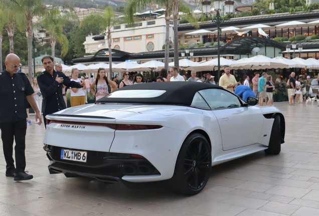 Aston Martin DBS Superleggera Volante