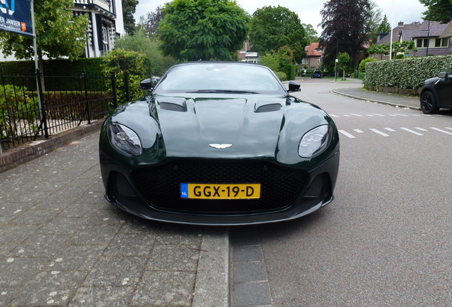 Aston Martin DBS Superleggera Volante