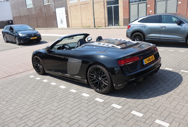 Audi R8 V10 Spyder 2016