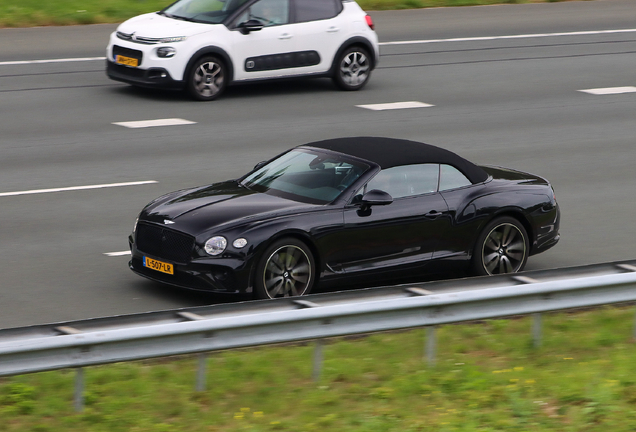 Bentley Continental GTC V8 2020