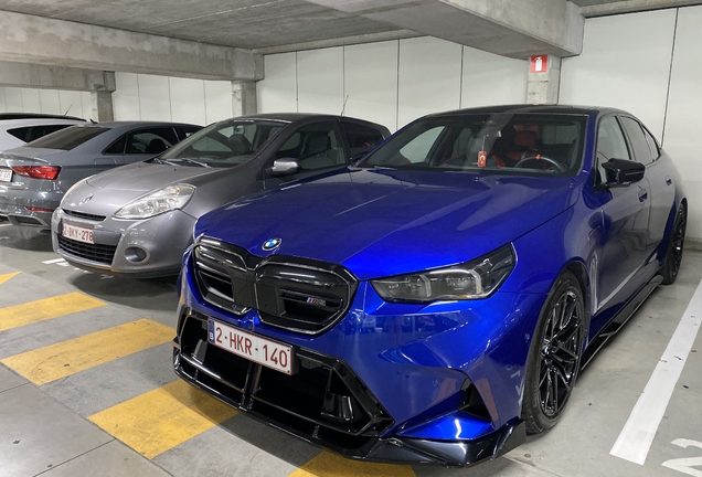 BMW M5 G90
