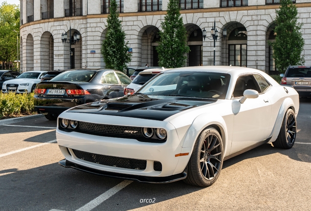 Dodge Challenger SRT Hellcat Widebody