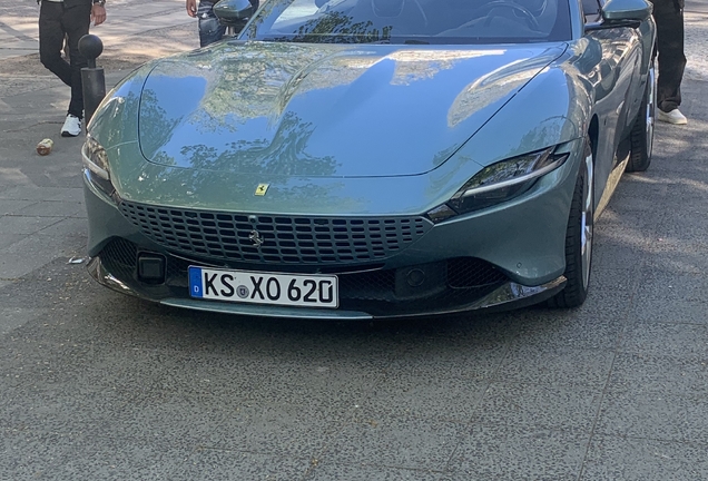 Ferrari Roma Spider