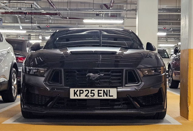 Ford Mustang Dark Horse 2024