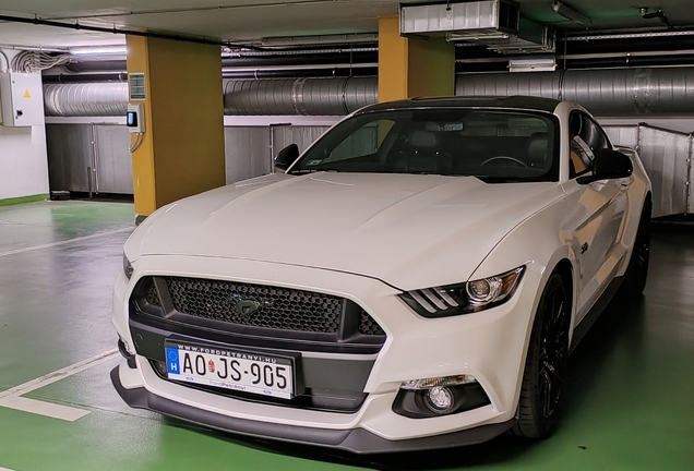 Ford Mustang GT 2015