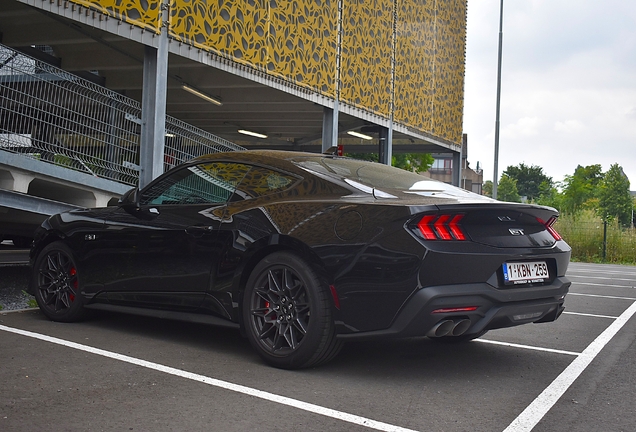 Ford Mustang GT 2024