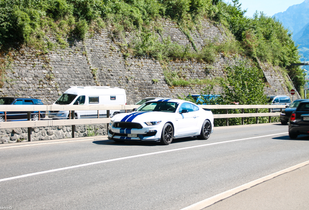 Ford Mustang Shelby GT350 2015