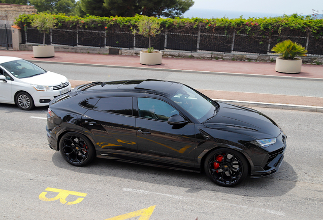 Lamborghini Urus Performante