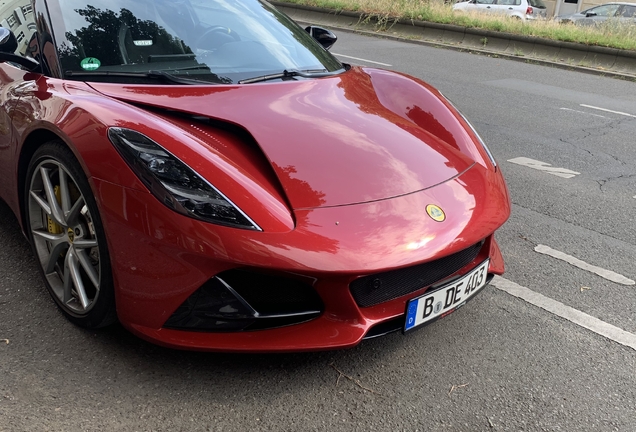 Lotus Emira