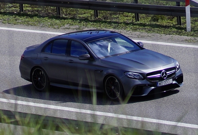 Mercedes-AMG E 63 S W213