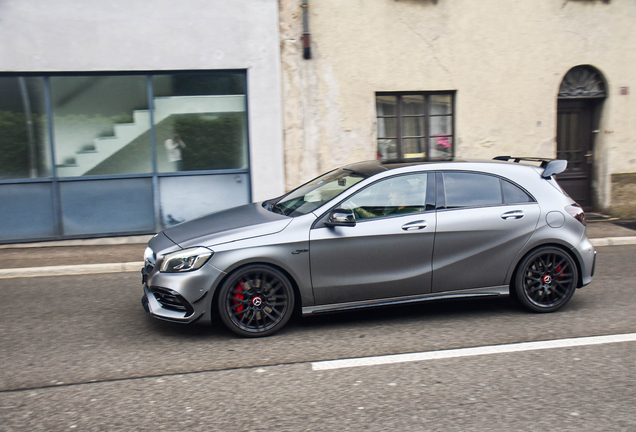 Mercedes-Benz A 45 AMG