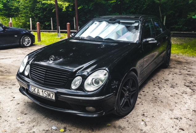 Mercedes-Benz E 55 AMG