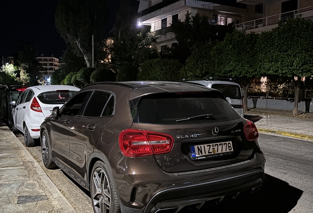 Mercedes-Benz GLA 45 AMG X156