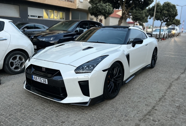 Nissan GT-R 2017