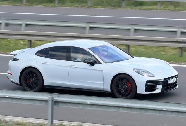 Porsche 972 Panamera GTS MkI