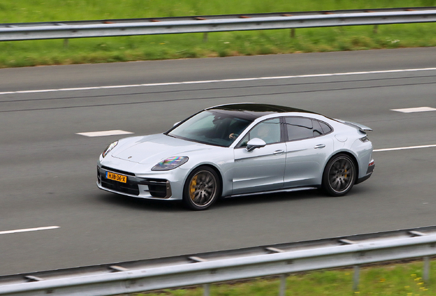 Porsche 972 Panamera Turbo E-Hybrid