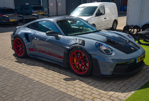 Porsche 992 GT3 RS MkI Weissach Package