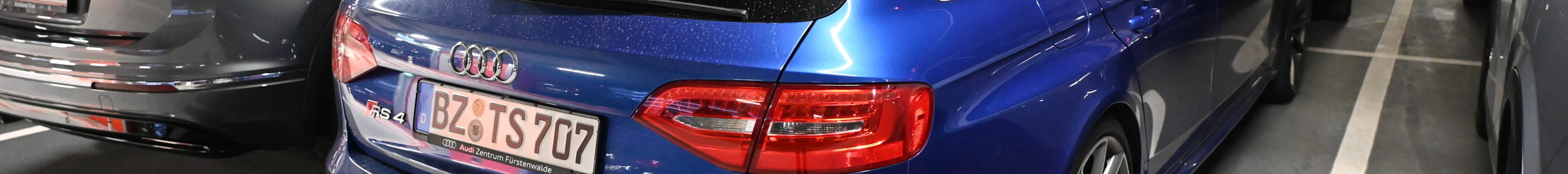 Audi RS4 Avant B8