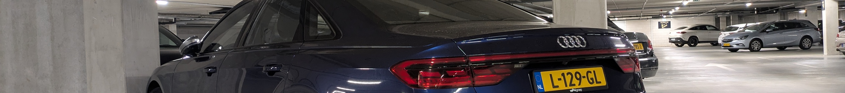 Audi S8 D5