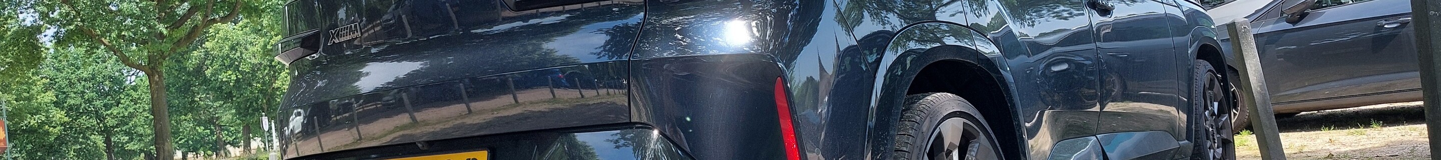 BMW XM G09